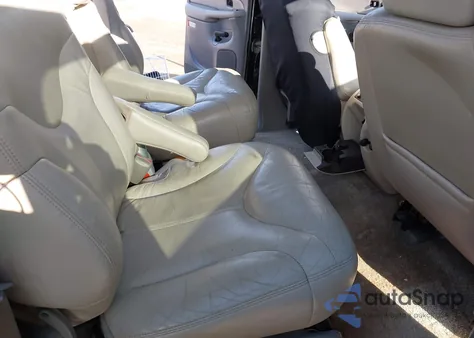 2001 GMC Yukon Xl 1500 Slt from USA, damaged, VIN 1GKFK16T71J281810